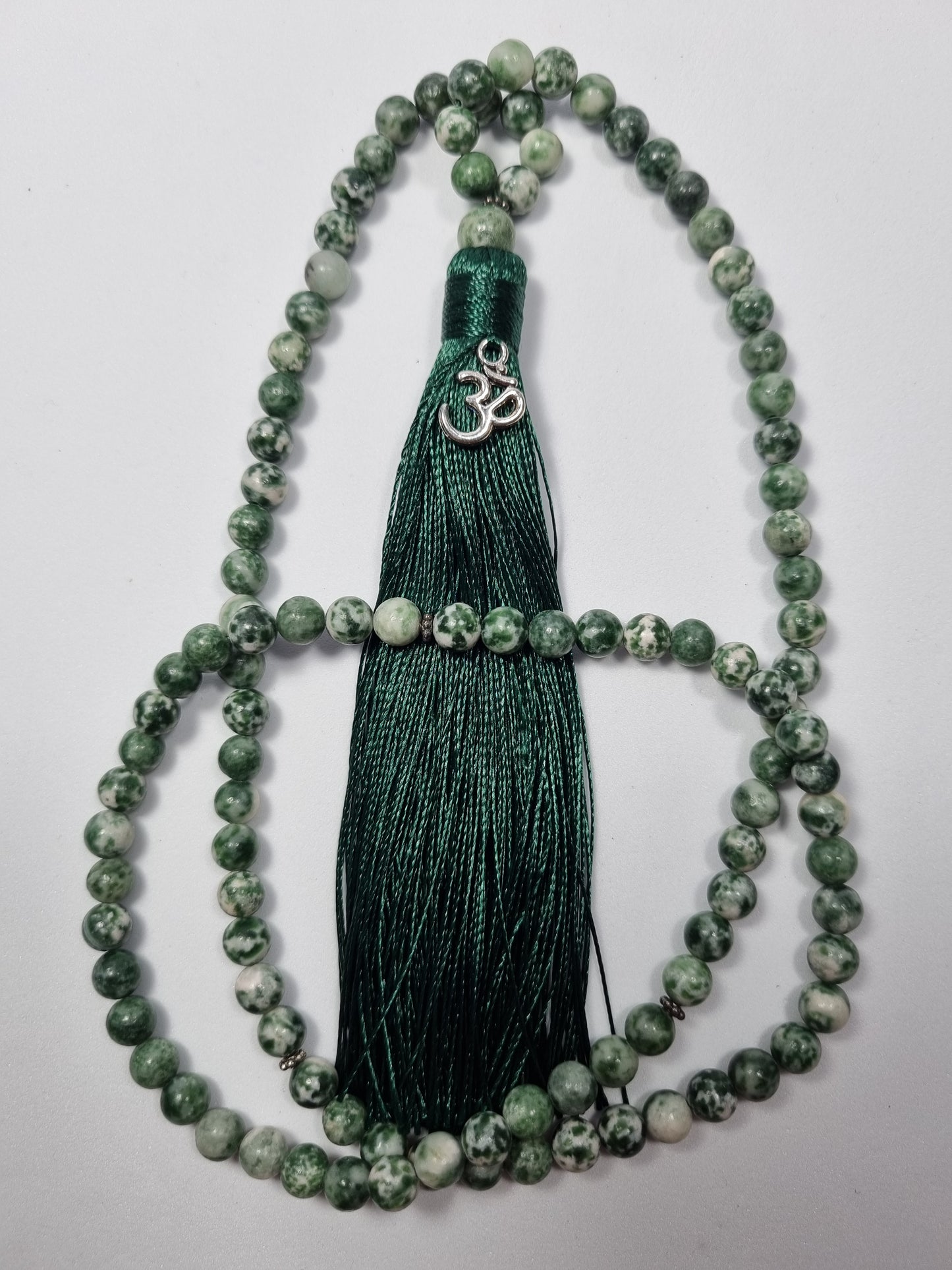 Japa Mala Jaspe verde moteado 108 cuentas