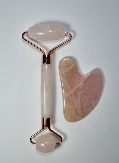 Estuche Rodillo facial y Gua Sha Cuarzo Rosa