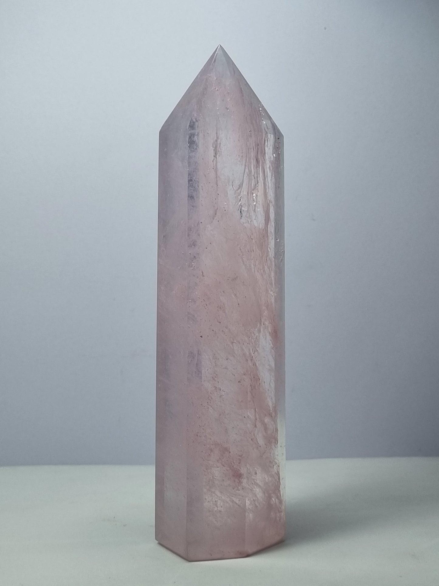 Obelisco Cuarzo Rosa 18 cm