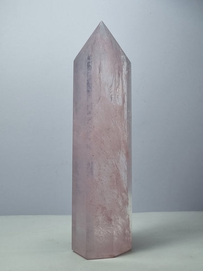 Obelisco Cuarzo Rosa 18 cm