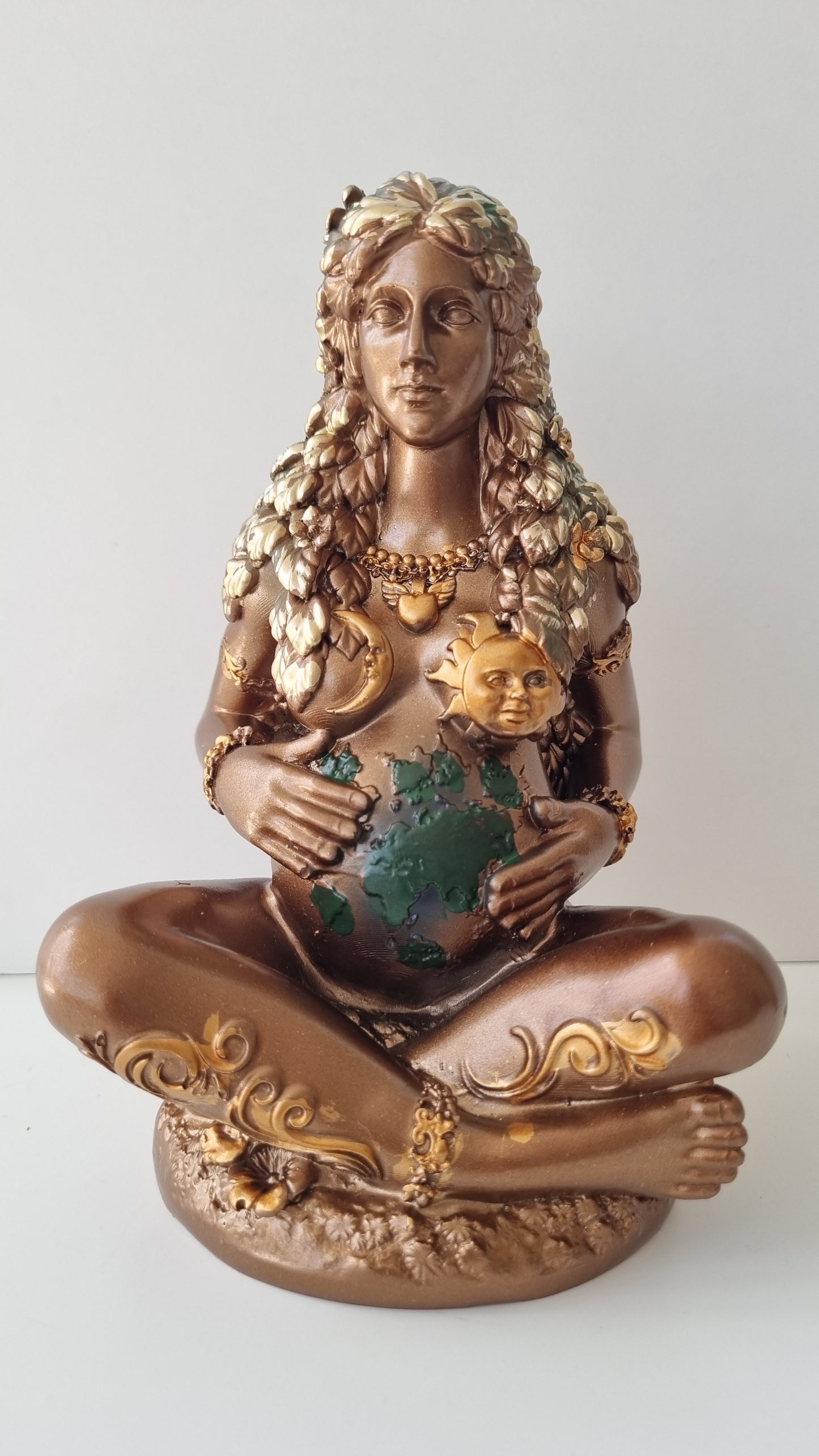 2-Figura de Gaia Madre Tierra