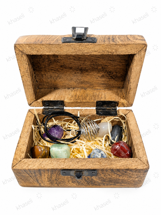 Cofre con Jaula para Cristales y Minerales Naturales – Caja de Madera Esotérica para Protección, Meditación y Regalo Espiritual
