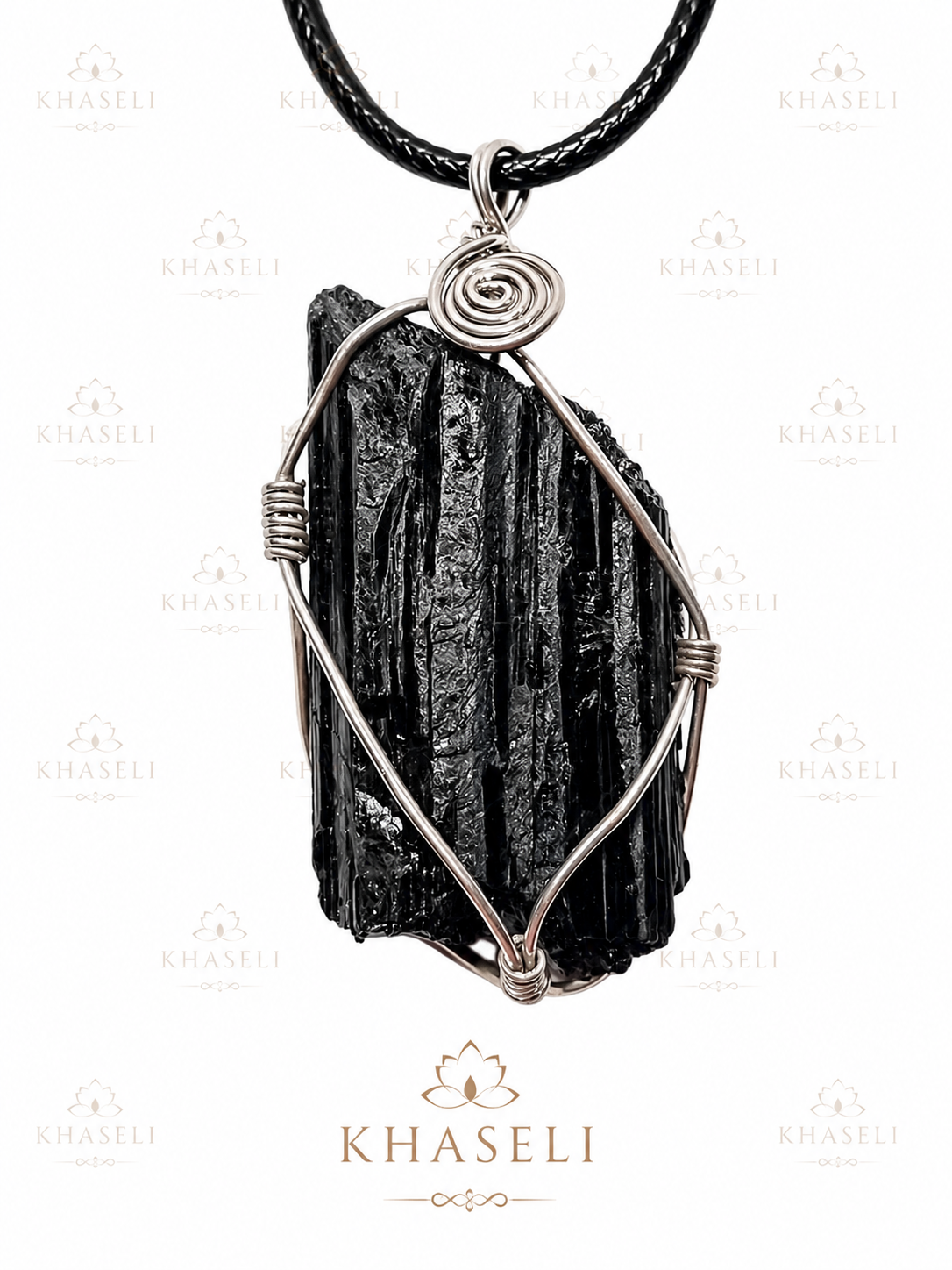 Colgante de Turmalina Negra en Bruto Envuelta en Alambre – Collar de Protección Energética y Limpieza Espiritual