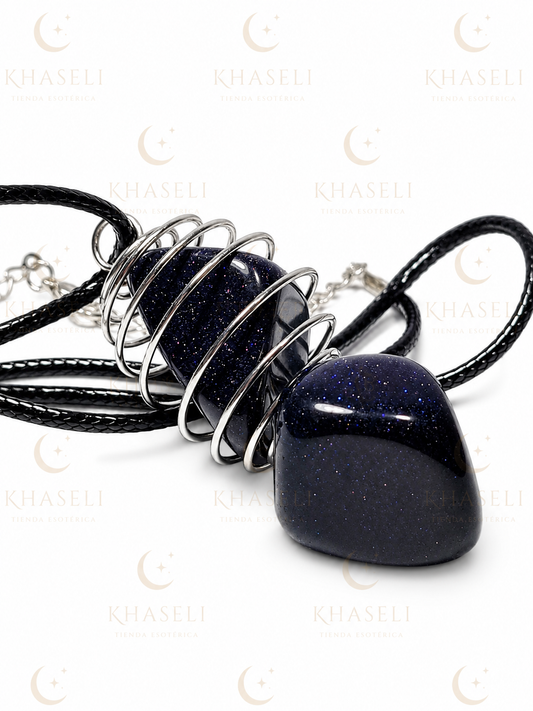 Colgante de Lluvia de Estrellas Azul con Jaula Espiral - Amuleto de Intuición, Protección y Éxito