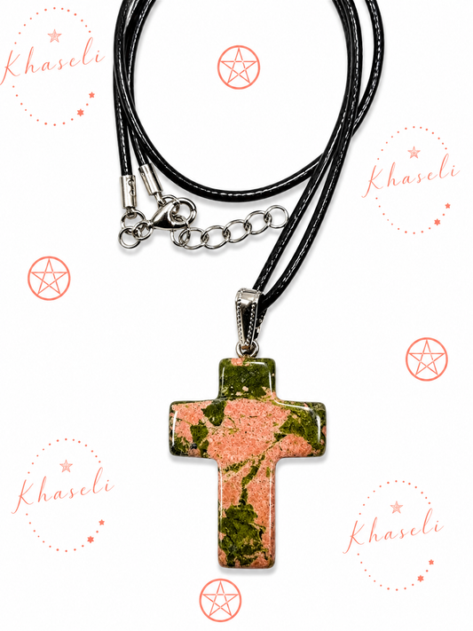 Colgante Cruz de Unakita – Equilibrio, Amor y Crecimiento Espiritual