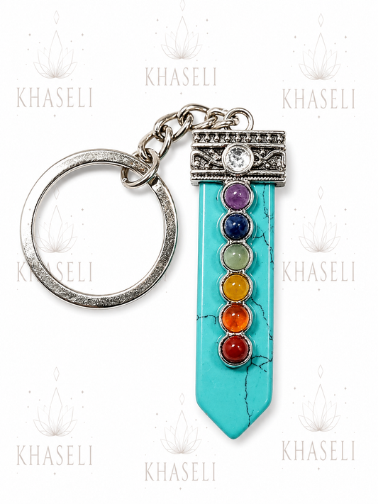 Llavero de Turquesa con Chakras – Amuleto de Protección, Equilibrio Energético y Armonía
